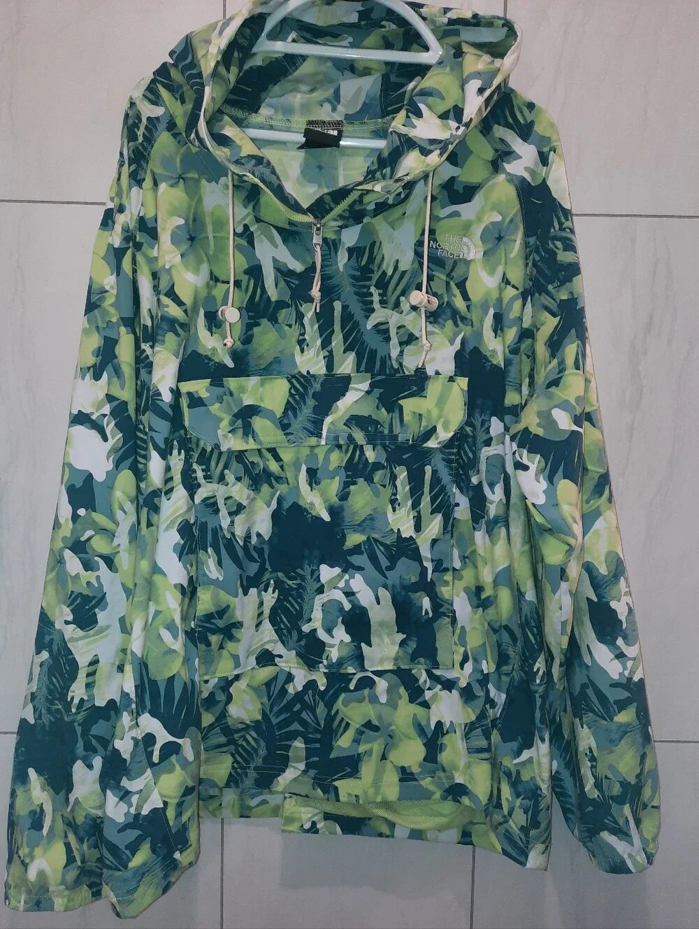 The North Face Men's Lime & Navy Green Camo Pullover Windbreaker XXL Like New